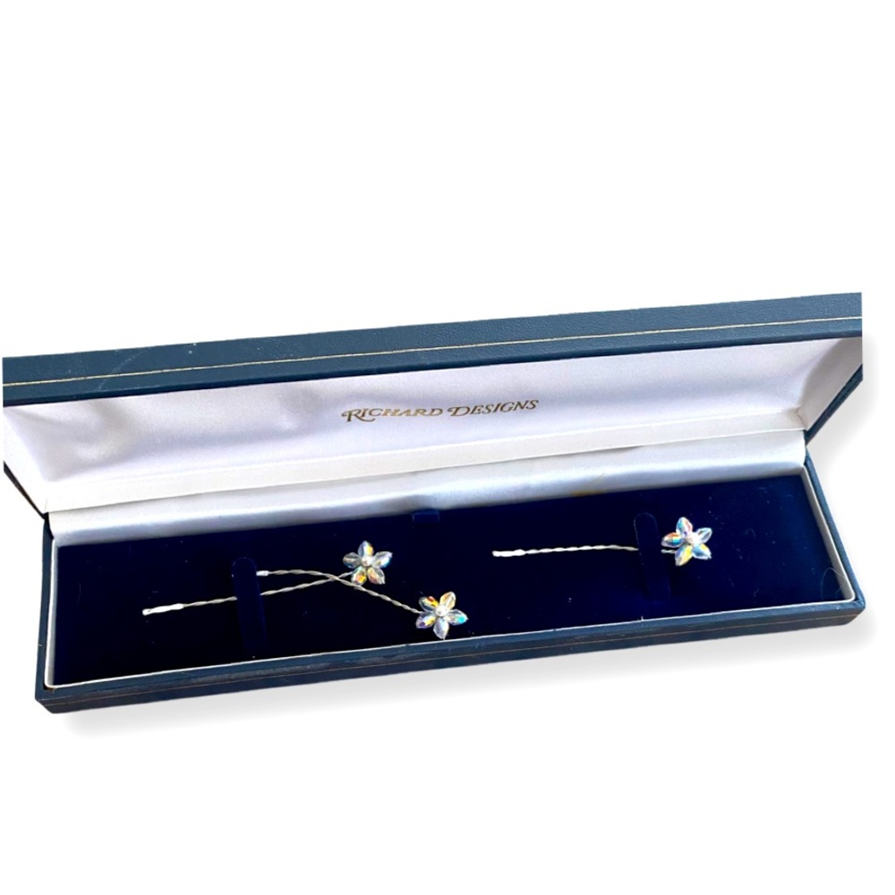 Set of 3 Crystal/Pearl Hair Pins for Special Occasion/Wedding